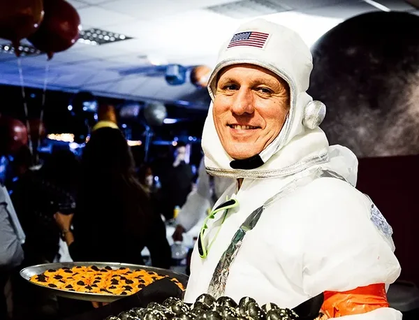 Arbre de noel Thales agence evenementielle Toulouse 13