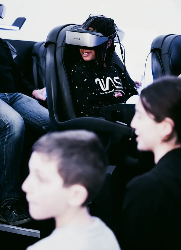 Arbre de noel Thales agence evenementielle Toulouse 5