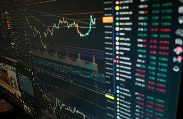 Logo placement andorre 0